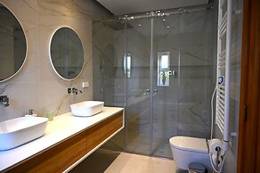 Endless Summer Luxury Villa