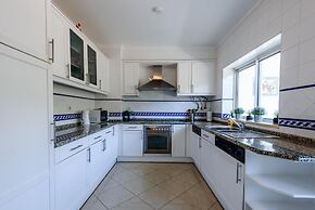 Amazing Apartment in Albufeira