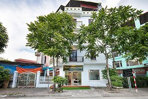 Hanoi Airport Suites Hostel & Travel
