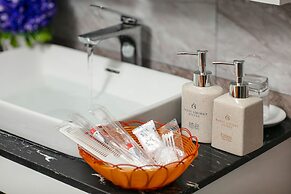 Hanoi Airport Suites Hostel & Travel