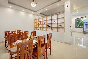 Hanoi Airport Suites Hostel & Travel