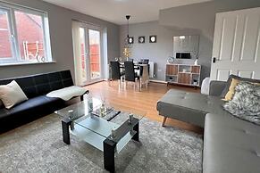 Modern 3 BR House for Contractors