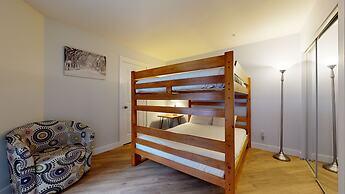 Ironwoods Blueberry Hill by Whistler VR