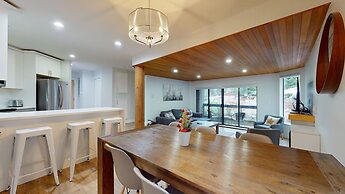 Ironwoods Blueberry Hill by Whistler VR