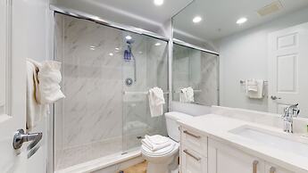 Ironwoods Blueberry Hill by Whistler VR