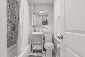 Spacious & CentralGetaway QueenBeds