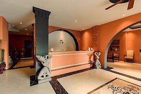 Super OYO Capital O 1173 Le Grand Hanoi Hotel - The Ruby