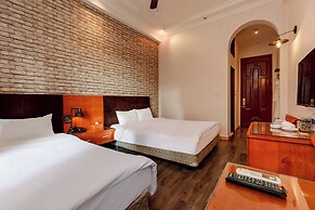Super OYO Capital O 1173 Le Grand Hanoi Hotel - The Ruby