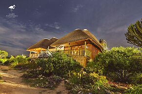 Lake Munyanyange Caves Lodge