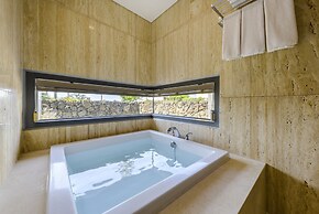 Stanford Hotel & Resort Jeju