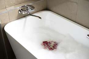 Hermosa Garden Hotel