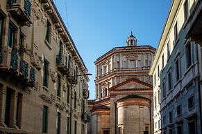 Daplace - Corso Monforte Suites