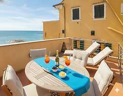 Terrazza cielo e mare