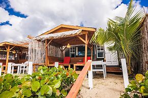 Conch Beach Cabins - Rumbus Beach