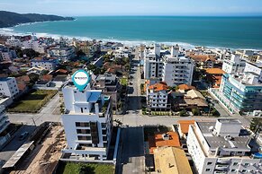 884 - Aluguel apartamento 3 quartos