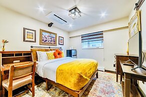 Neocolonial Nouveau Kensington Vacation Home