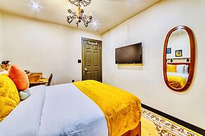 Neocolonial Nouveau Kensington Vacation Home