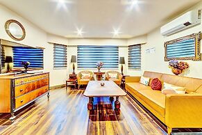 Neocolonial Nouveau Kensington Vacation Home