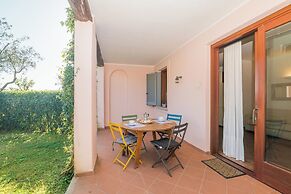 Il Borgo 2/12 700mt From The Beach