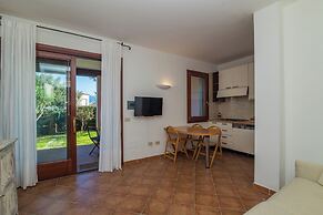 Il Borgo 2/12 700mt From The Beach