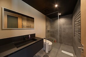 The Moo by The Hakuba Collection