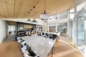 The Moo by The Hakuba Collection