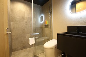 The Moo by The Hakuba Collection