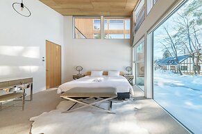 The Moo by The Hakuba Collection