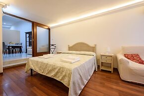 Via Avvocata 25 in Napoli