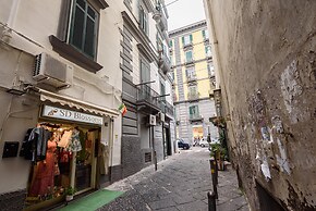Via Avvocata 25 in Napoli