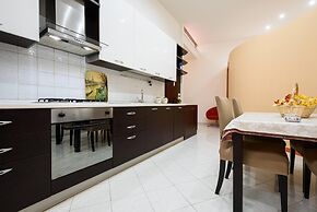 Via Avvocata 25 in Napoli