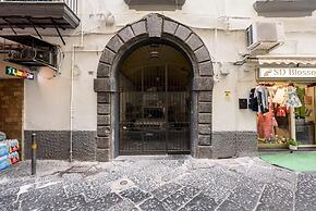 Via Avvocata 25 in Napoli