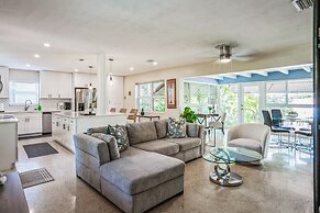 Beautiful Comfy Home With Private Hot Tub Close To Beach 2 Bedroom Hom