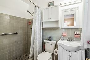 Beautiful Comfy Home With Private Hot Tub Close To Beach 2 Bedroom Hom