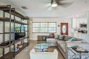 Beautiful Comfy Home With Private Hot Tub Close To Beach 2 Bedroom Hom