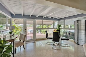 Beautiful Comfy Home With Private Hot Tub Close To Beach 2 Bedroom Hom