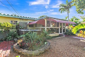 Beautiful Comfy Home With Private Hot Tub Close To Beach 2 Bedroom Hom