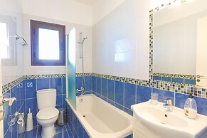 Villa Arbanassi in Latchi