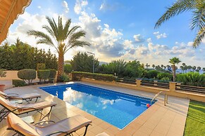 Villa Arbanassi in Latchi