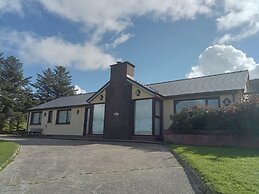 Impeccable 5-bed Cottage in Fahan Buncrana