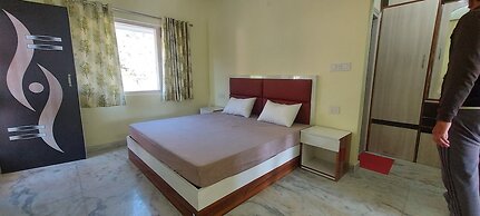 LakeBreeze By Sunrise