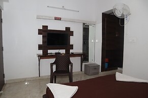 iROOMZ S Silver Suites