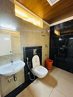 iROOMZ S Silver Suites