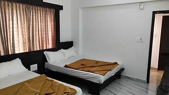 iROOMZ S Silver Suites