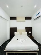 iROOMZ S Silver Suites