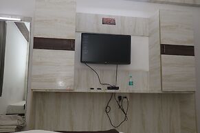 iROOMZ S Silver Suites