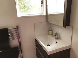 Beachfront Apartment With Woodburner & Courtyard