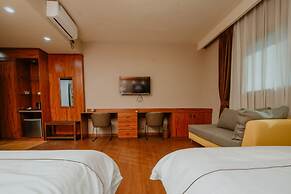 Atmosphere hotel & spa