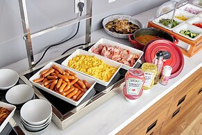 Travelodge Nagoya Sakae