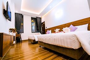 Hue Golden Inn Hotel